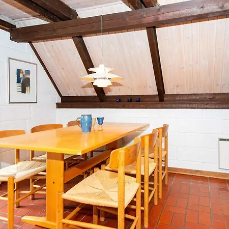 6 Person In Romo-by Traum Vesterhede