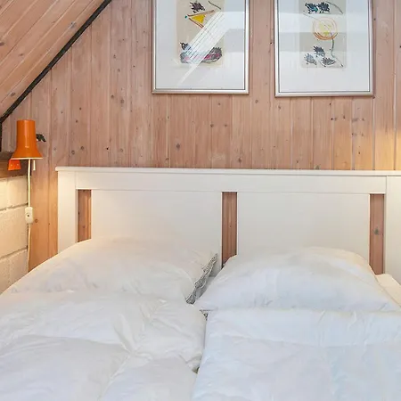 6 Person In Romo-by Traum Vesterhede