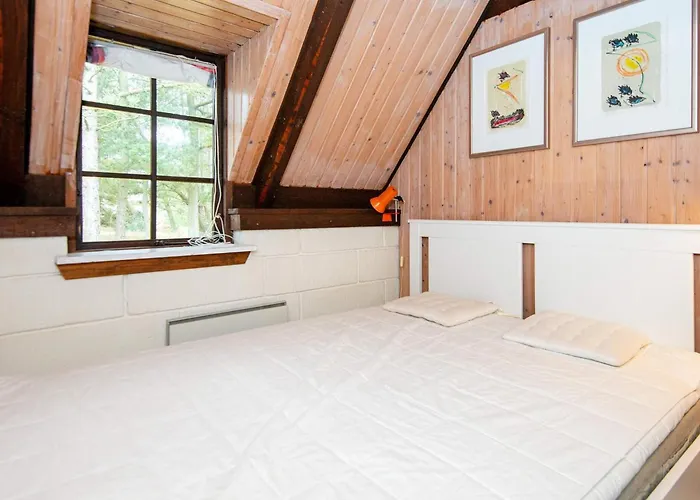 6 Person In Romo-by Traum * Vesterhede